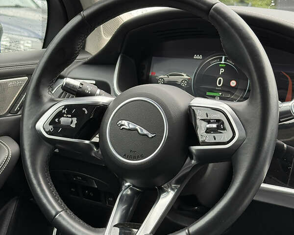 Серый Ягуар I-Pace, объемом двигателя 0 л и пробегом 112 тыс. км за 26500 $, фото 18 на Automoto.ua