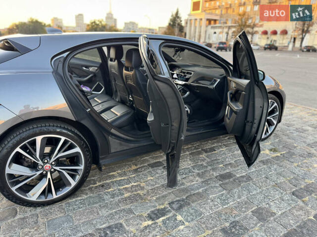 Серый Ягуар I-Pace, объемом двигателя 0 л и пробегом 111 тыс. км за 28200 $, фото 24 на Automoto.ua