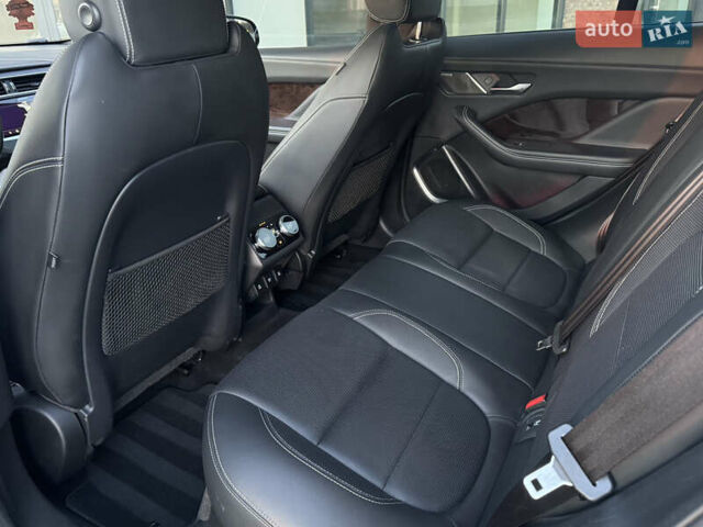 Серый Ягуар I-Pace, объемом двигателя 0 л и пробегом 123 тыс. км за 26500 $, фото 76 на Automoto.ua