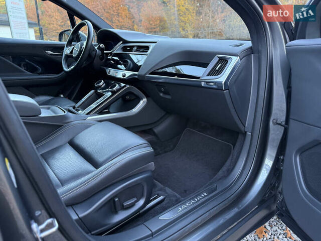 Серый Ягуар I-Pace, объемом двигателя 0 л и пробегом 172 тыс. км за 20500 $, фото 30 на Automoto.ua