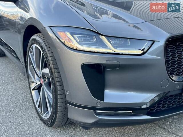 Серый Ягуар I-Pace, объемом двигателя 0 л и пробегом 83 тыс. км за 29500 $, фото 3 на Automoto.ua