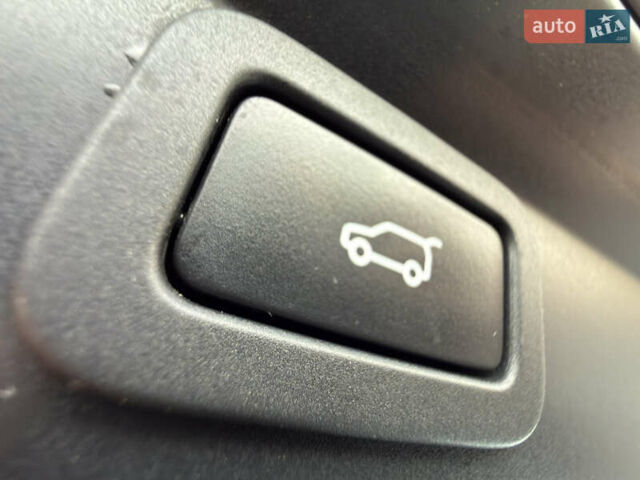 Сірий Ягуар I-Pace, об'ємом двигуна 0 л та пробігом 134 тис. км за 23900 $, фото 64 на Automoto.ua