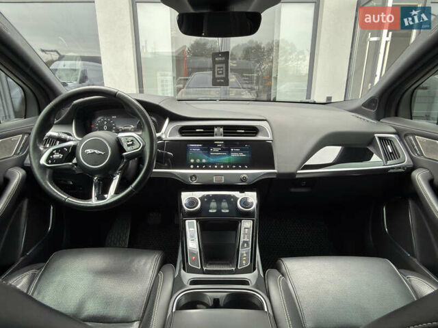 Серый Ягуар I-Pace, объемом двигателя 0 л и пробегом 155 тыс. км за 25300 $, фото 16 на Automoto.ua