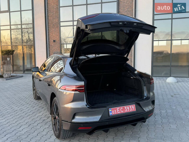Серый Ягуар I-Pace, объемом двигателя 0 л и пробегом 123 тыс. км за 26500 $, фото 46 на Automoto.ua