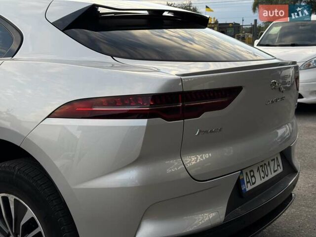 Серый Ягуар I-Pace, объемом двигателя 0 л и пробегом 209 тыс. км за 20900 $, фото 27 на Automoto.ua