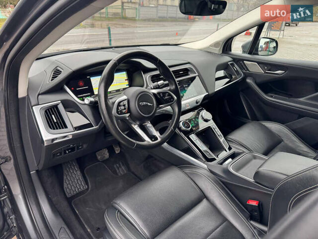 Серый Ягуар I-Pace, объемом двигателя 0 л и пробегом 149 тыс. км за 22978 $, фото 30 на Automoto.ua