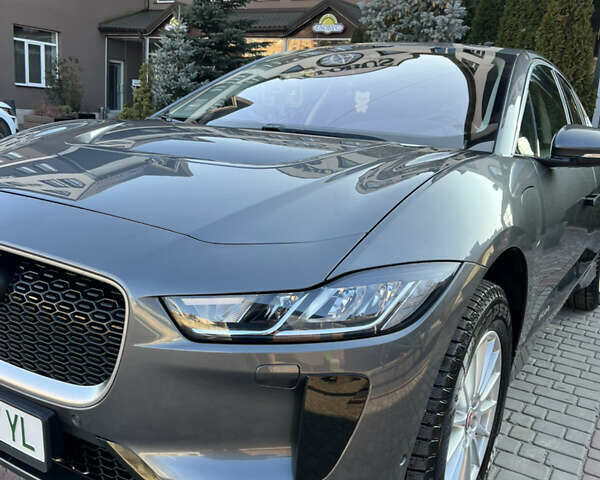 Серый Ягуар I-Pace, объемом двигателя 0 л и пробегом 132 тыс. км за 19999 $, фото 12 на Automoto.ua