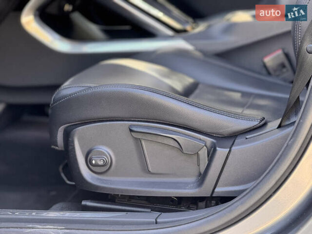 Серый Ягуар I-Pace, объемом двигателя 0 л и пробегом 142 тыс. км за 20900 $, фото 46 на Automoto.ua