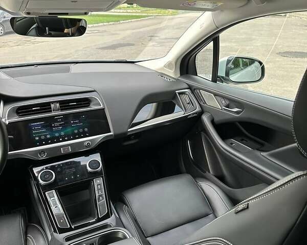 Серый Ягуар I-Pace, объемом двигателя 0 л и пробегом 167 тыс. км за 27000 $, фото 6 на Automoto.ua