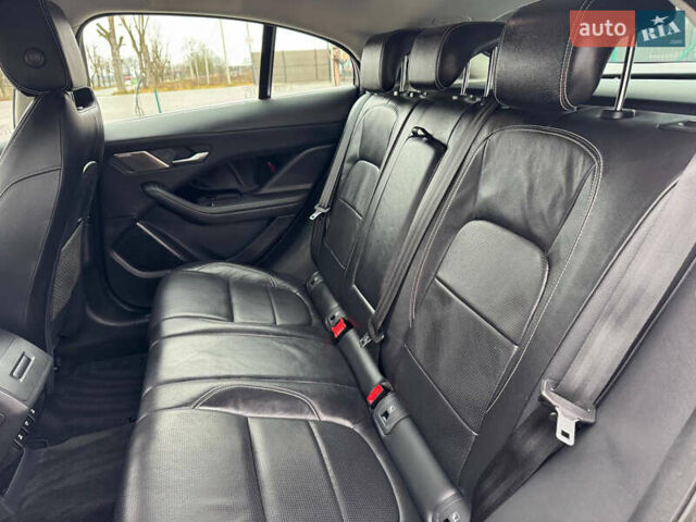 Серый Ягуар I-Pace, объемом двигателя 0 л и пробегом 149 тыс. км за 22978 $, фото 45 на Automoto.ua