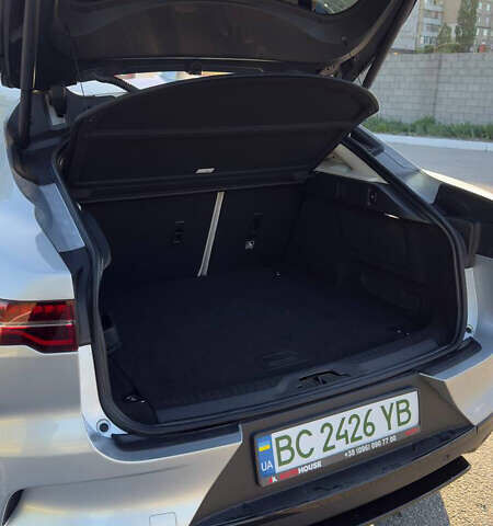 Серый Ягуар I-Pace, объемом двигателя 0 л и пробегом 55 тыс. км за 27600 $, фото 1 на Automoto.ua