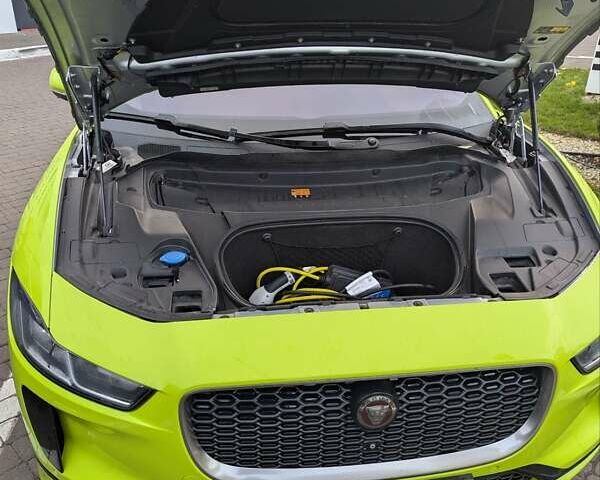 Серый Ягуар I-Pace, объемом двигателя 0 л и пробегом 169 тыс. км за 22000 $, фото 4 на Automoto.ua