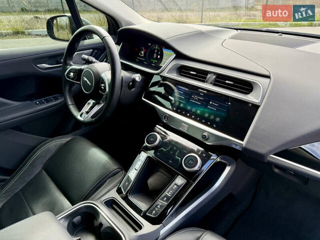 Серый Ягуар I-Pace, объемом двигателя 0 л и пробегом 89 тыс. км за 24900 $, фото 39 на Automoto.ua