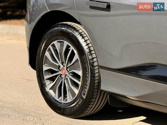 Серый Ягуар I-Pace, объемом двигателя 0 л и пробегом 142 тыс. км за 20900 $, фото 16 на Automoto.ua