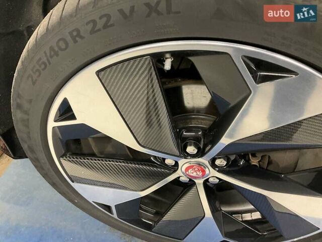 Серый Ягуар I-Pace, объемом двигателя 0 л и пробегом 95 тыс. км за 21950 $, фото 16 на Automoto.ua