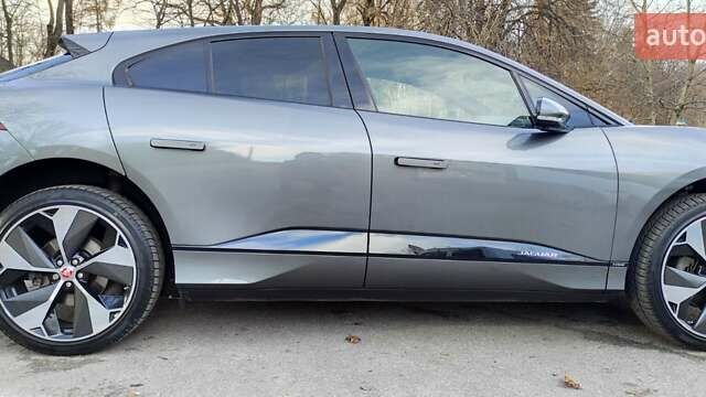 Серый Ягуар I-Pace, объемом двигателя 0 л и пробегом 128 тыс. км за 24900 $, фото 25 на Automoto.ua
