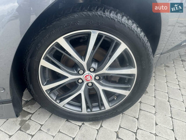 Серый Ягуар I-Pace, объемом двигателя 0 л и пробегом 129 тыс. км за 26500 $, фото 17 на Automoto.ua