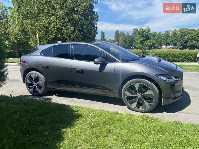 Серый Ягуар I-Pace, объемом двигателя 0 л и пробегом 112 тыс. км за 31127 $, фото 4 на Automoto.ua