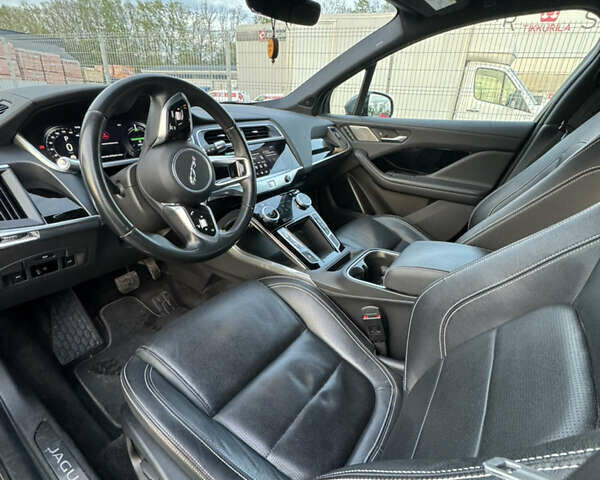 Серый Ягуар I-Pace, объемом двигателя 0 л и пробегом 149 тыс. км за 21900 $, фото 40 на Automoto.ua