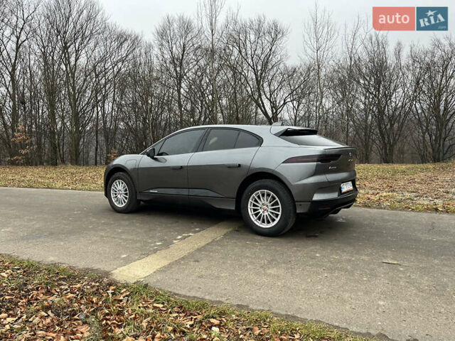 Серый Ягуар I-Pace, объемом двигателя 0 л и пробегом 131 тыс. км за 20950 $, фото 4 на Automoto.ua