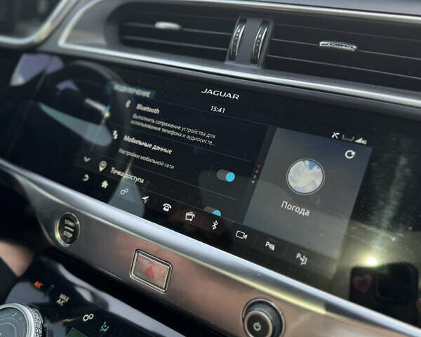 Серый Ягуар I-Pace, объемом двигателя 0 л и пробегом 212 тыс. км за 20500 $, фото 26 на Automoto.ua