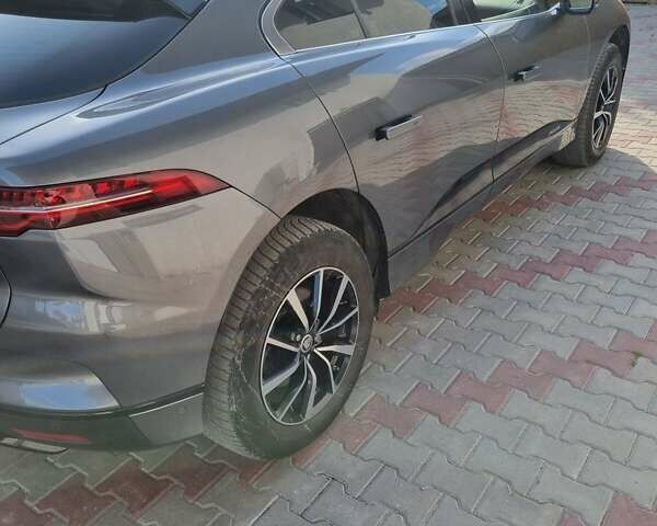 Серый Ягуар I-Pace, объемом двигателя 0 л и пробегом 89 тыс. км за 22700 $, фото 10 на Automoto.ua