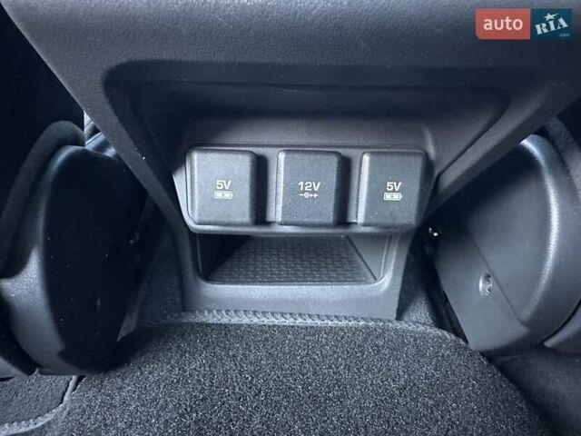 Серый Ягуар I-Pace, объемом двигателя 0 л и пробегом 94 тыс. км за 25900 $, фото 68 на Automoto.ua