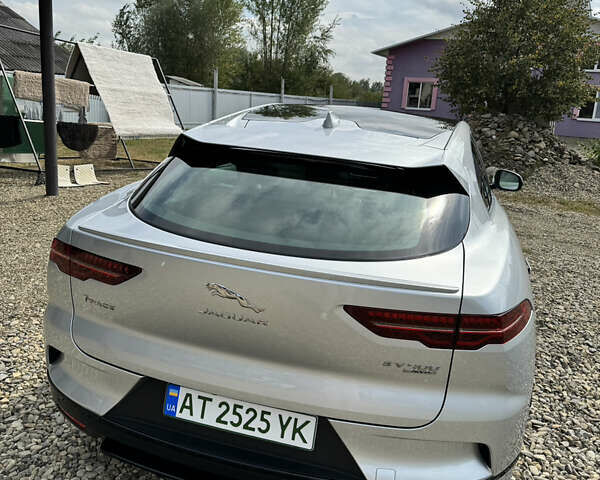 Серый Ягуар I-Pace, объемом двигателя 0 л и пробегом 169 тыс. км за 24999 $, фото 18 на Automoto.ua