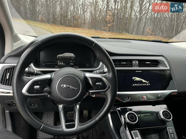 Серый Ягуар I-Pace, объемом двигателя 0 л и пробегом 131 тыс. км за 20950 $, фото 16 на Automoto.ua