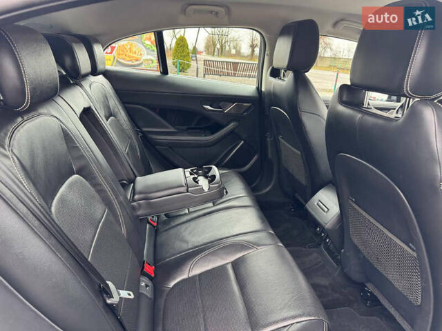 Серый Ягуар I-Pace, объемом двигателя 0 л и пробегом 149 тыс. км за 22978 $, фото 54 на Automoto.ua