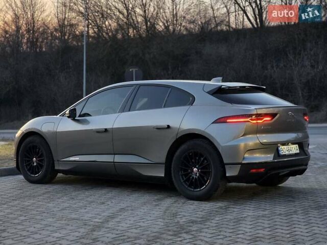 Серый Ягуар I-Pace, объемом двигателя 0 л и пробегом 141 тыс. км за 20499 $, фото 6 на Automoto.ua