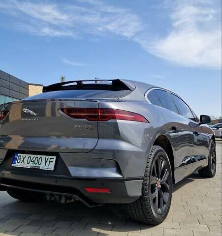Серый Ягуар I-Pace, объемом двигателя 0 л и пробегом 145 тыс. км за 23900 $, фото 2 на Automoto.ua