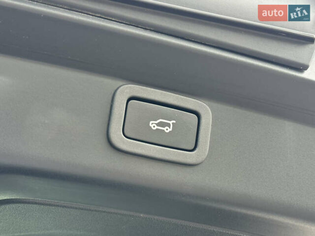 Сірий Ягуар I-Pace, об'ємом двигуна 0 л та пробігом 117 тис. км за 23000 $, фото 21 на Automoto.ua