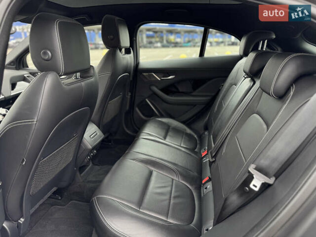 Серый Ягуар I-Pace, объемом двигателя 0 л и пробегом 150 тыс. км за 20900 $, фото 44 на Automoto.ua