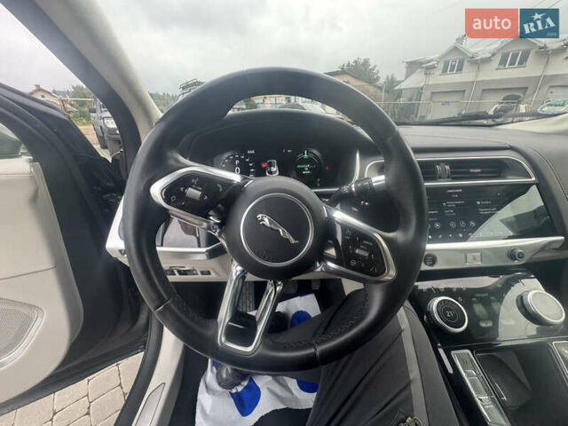 Серый Ягуар I-Pace, объемом двигателя 0 л и пробегом 129 тыс. км за 26500 $, фото 93 на Automoto.ua