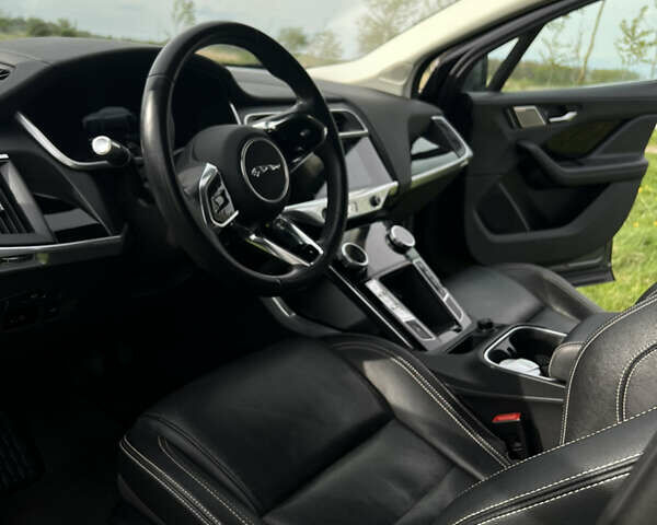 Серый Ягуар I-Pace, объемом двигателя 0 л и пробегом 145 тыс. км за 24999 $, фото 6 на Automoto.ua