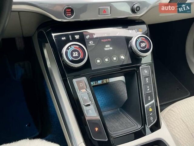 Серый Ягуар I-Pace, объемом двигателя 0 л и пробегом 83 тыс. км за 29500 $, фото 33 на Automoto.ua