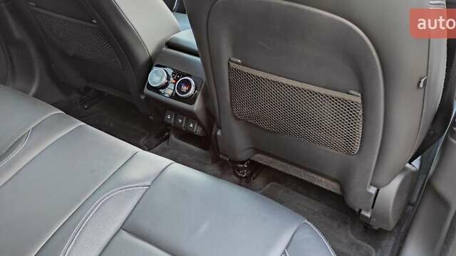 Серый Ягуар I-Pace, объемом двигателя 0 л и пробегом 128 тыс. км за 24900 $, фото 10 на Automoto.ua