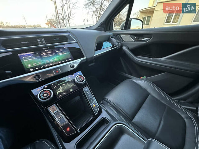 Серый Ягуар I-Pace, объемом двигателя 0 л и пробегом 107 тыс. км за 22000 $, фото 20 на Automoto.ua