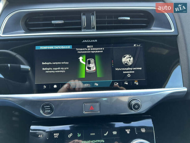 Серый Ягуар I-Pace, объемом двигателя 0 л и пробегом 107 тыс. км за 22000 $, фото 9 на Automoto.ua