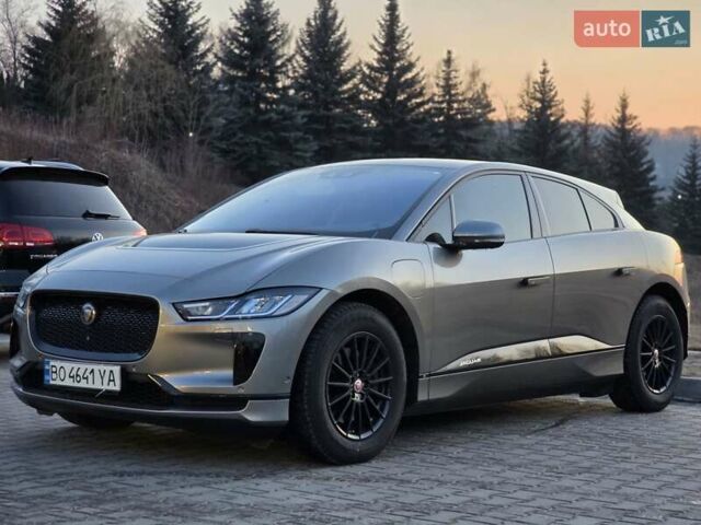 Серый Ягуар I-Pace, объемом двигателя 0 л и пробегом 141 тыс. км за 20499 $, фото 4 на Automoto.ua