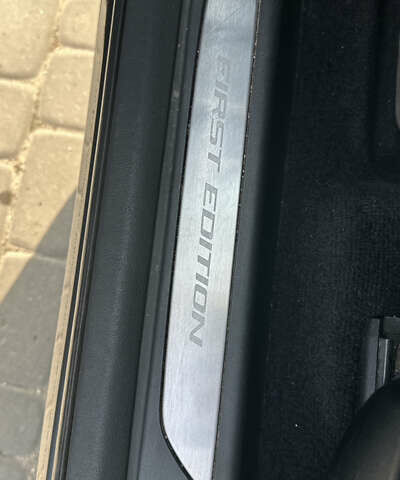 Серый Ягуар I-Pace, объемом двигателя 0 л и пробегом 151 тыс. км за 27999 $, фото 3 на Automoto.ua