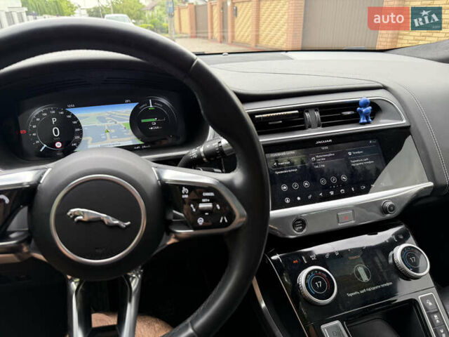 Серый Ягуар I-Pace, объемом двигателя 0 л и пробегом 98 тыс. км за 32000 $, фото 11 на Automoto.ua