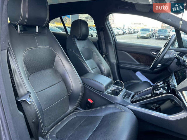 Серый Ягуар I-Pace, объемом двигателя 0 л и пробегом 155 тыс. км за 29990 $, фото 45 на Automoto.ua