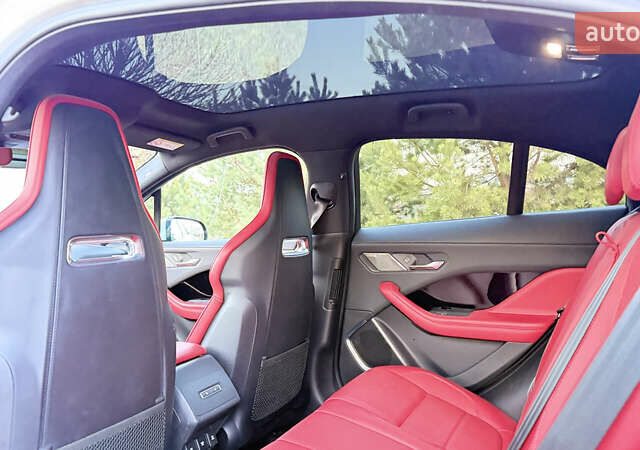Серый Ягуар I-Pace, объемом двигателя 0 л и пробегом 134 тыс. км за 28000 $, фото 6 на Automoto.ua