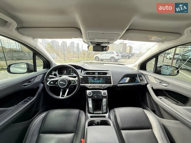 Серый Ягуар I-Pace, объемом двигателя 0 л и пробегом 89 тыс. км за 24900 $, фото 30 на Automoto.ua