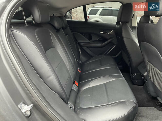 Сірий Ягуар I-Pace, об'ємом двигуна 0 л та пробігом 105 тис. км за 25900 $, фото 18 на Automoto.ua