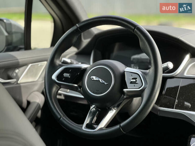 Серый Ягуар I-Pace, объемом двигателя 0 л и пробегом 150 тыс. км за 22300 $, фото 28 на Automoto.ua