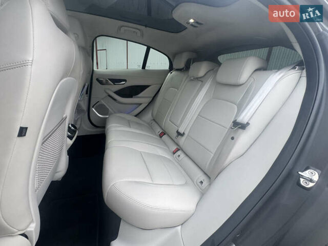 Серый Ягуар I-Pace, объемом двигателя 0 л и пробегом 129 тыс. км за 26500 $, фото 65 на Automoto.ua