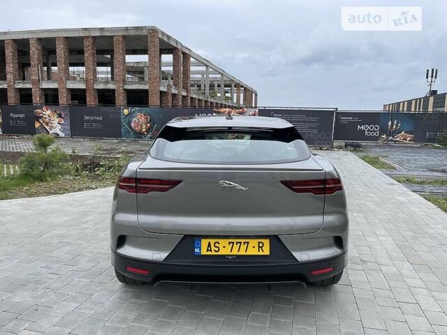 Серый Ягуар I-Pace, объемом двигателя 0 л и пробегом 107 тыс. км за 38500 $, фото 10 на Automoto.ua